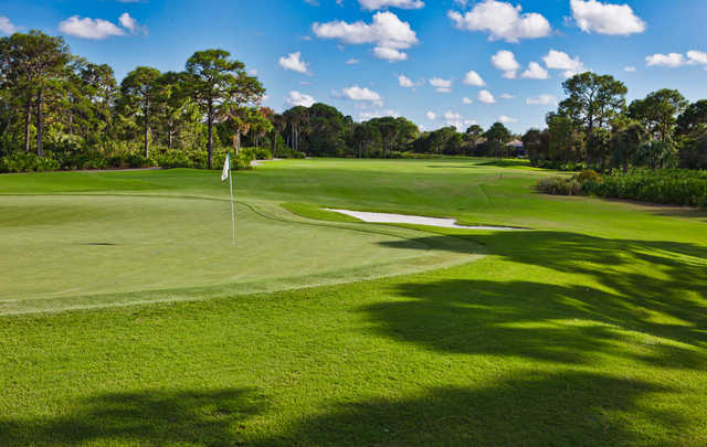 Castle Bay Country Club in Hampstead Castle Bay Country Club in Hampstead