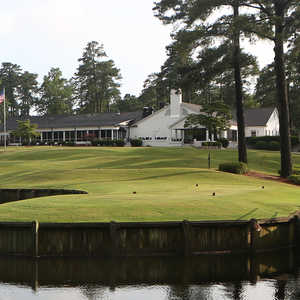 Brook Valley CC: Clubhouse